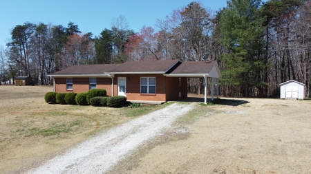 Brick Ranch Home for Sale in Patrick Springs VA - image 30