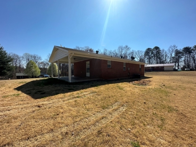 Brick Ranch Home for Sale in Patrick Springs VA - image 17