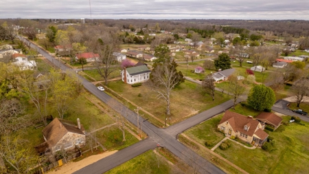 Home in town, Oregon County, Missouri - image 32