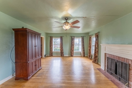 Home in town, Oregon County, Missouri - image 13