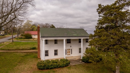 Home in town, Oregon County, Missouri - image 28
