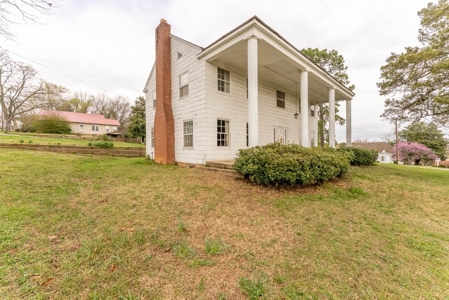 Home in town, Oregon County, Missouri - image 3