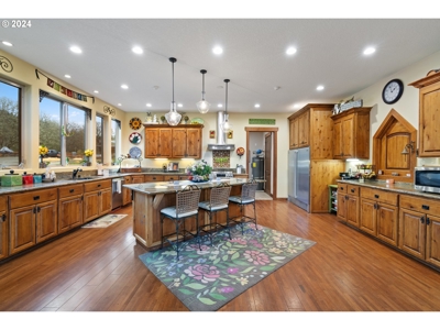 Custom 10-Acre Gated Estate for Sale in Clark County, WA! - image 10