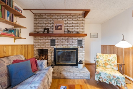 Country Home & Farmland for Sale in Pembroke VA - image 17