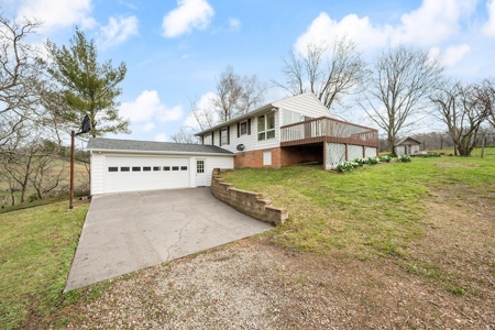 Country Home & Farmland for Sale in Pembroke VA - image 5