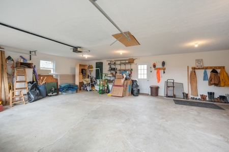 Country Home & Farmland for Sale in Pembroke VA - image 30