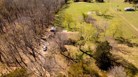 Country Home and Acreage in Oregon County, Missouri - image 23