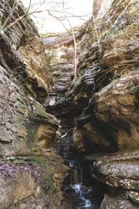 Hunting Land With Caves And Cabins For Sale In Arkansas - image 1