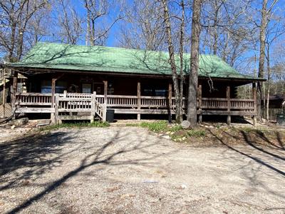 Hunting Land With Caves And Cabins For Sale In Arkansas - image 44