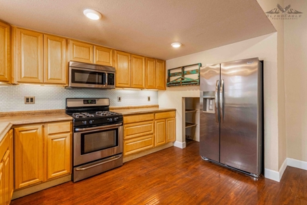 Home for Sale in Wasilla, AK - image 14