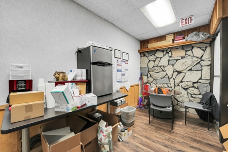 Commercial Property For Sale In Elk City, OK - image 35