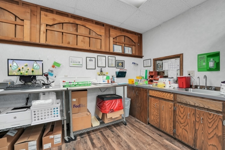 Commercial Property For Sale In Elk City, OK - image 32