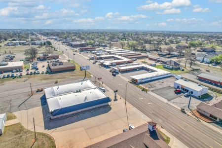 Commercial Property For Sale In Elk City, OK - image 46