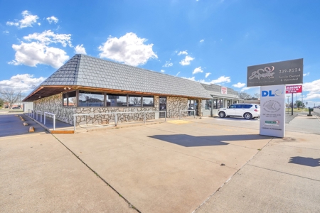 Commercial Property For Sale In Elk City, OK - image 3