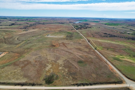 160-Acre Trophy Deer Hunting & Agriculture  | Clinton, OK - image 7
