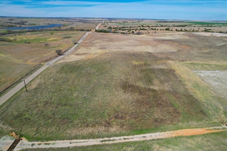 160-Acre Trophy Deer Hunting & Agriculture  | Clinton, OK - image 20