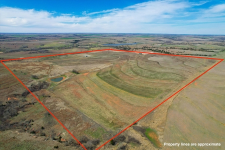 160-Acre Trophy Deer Hunting & Agriculture  | Clinton, OK - image 4