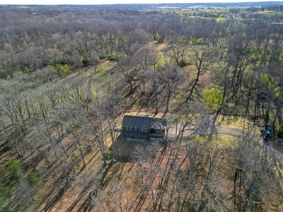 Custom Built Home just across the Street from the Golf Cours - image 31