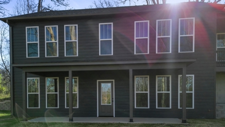 Custom Built Home just across the Street from the Golf Cours - image 28