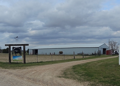 Horse farm for sale with riding arena , with a great home - image 14