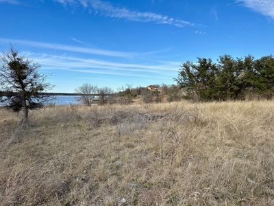 1.9 Acres Lakefront Hideout Golf Course Lake Brownwood, TX - image 6