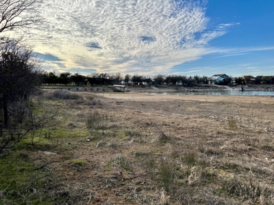 1.9 Acres Lakefront Hideout Golf Course Lake Brownwood, TX - image 2