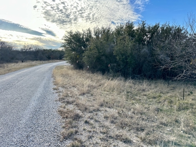 1.9 Acres Lakefront Hideout Golf Course Lake Brownwood, TX - image 10