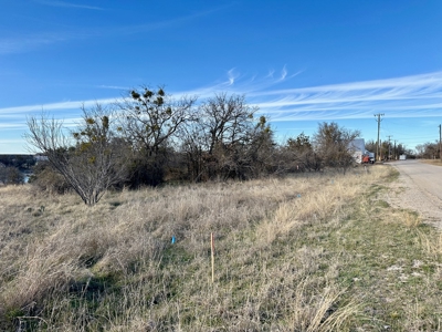 1.9 Acres Lakefront Hideout Golf Course Lake Brownwood, TX - image 7