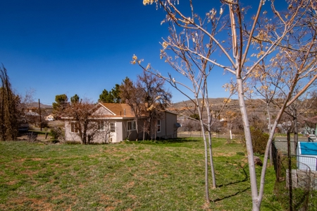 Home in Historic Town of Mayer AZ - Affordable! - image 1