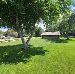 Eastern Oregon Three Bedroom Home - image 28