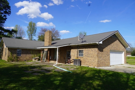 Spacious Country Home In Panama, Oklahoma For Sale - image 3