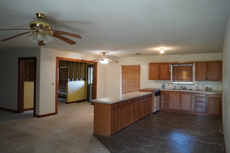 Spacious Country Home In Panama, Oklahoma For Sale - image 18