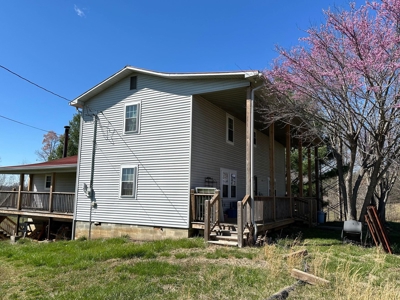 Country Home in Albany, Kentucky - image 1