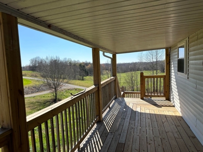 Country Home in Albany, Kentucky - image 31