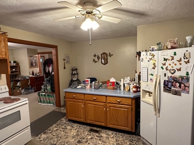 Country Home in Albany, Kentucky - image 18