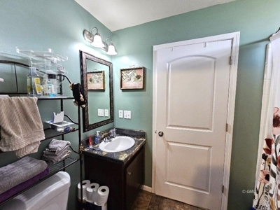 4 Bedroom 3 Bath Country Property - image 12