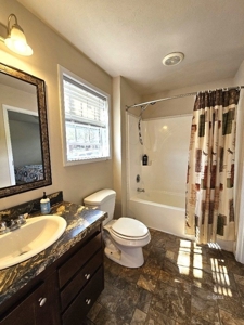 4 Bedroom 3 Bath Country Property - image 13