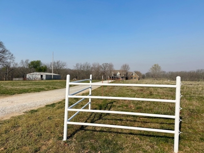 El Dorado Springs Missouri Country Home & Land For Sale - image 47