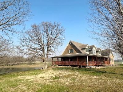 El Dorado Springs Missouri Country Home & Land For Sale - image 38
