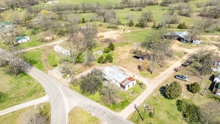 3 Dwellings, Barns, and Sheds to be Auctioned in Columbia TN - image 47