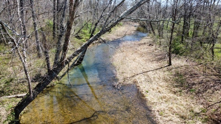 Land for Sale with Acreage in Humphreys County Tennessee - image 2