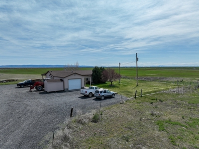 Eastern Oregon Meadow Land Ranch - image 41