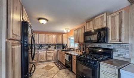 Scenic Mountain Oasis - image 9