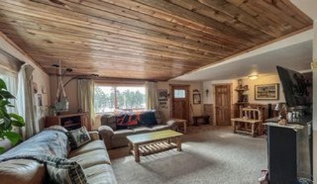 Scenic Mountain Oasis - image 6