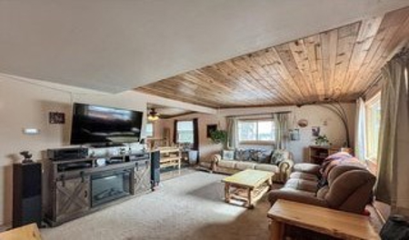 Scenic Mountain Oasis - image 5