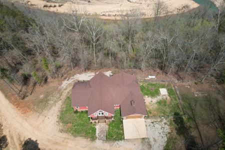 Riverfront Home In Eminence Missouri On The Jacks Fork River - image 49