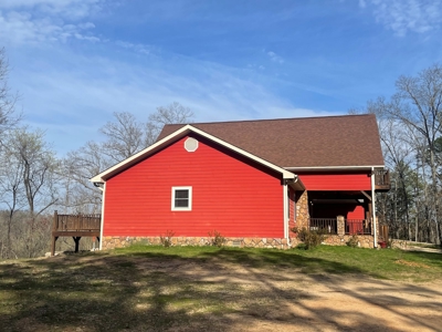 Riverfront Home In Eminence Missouri On The Jacks Fork River - image 3