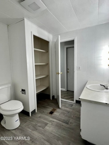 Manufactured Home on Leased Land, Riverfront Access - image 10