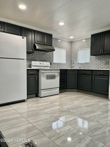 Manufactured Home on Leased Land, Riverfront Access - image 3