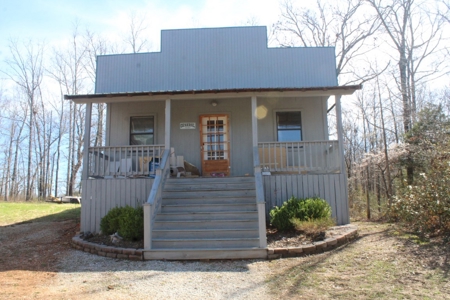 Beautiful Lodge style home - image 43